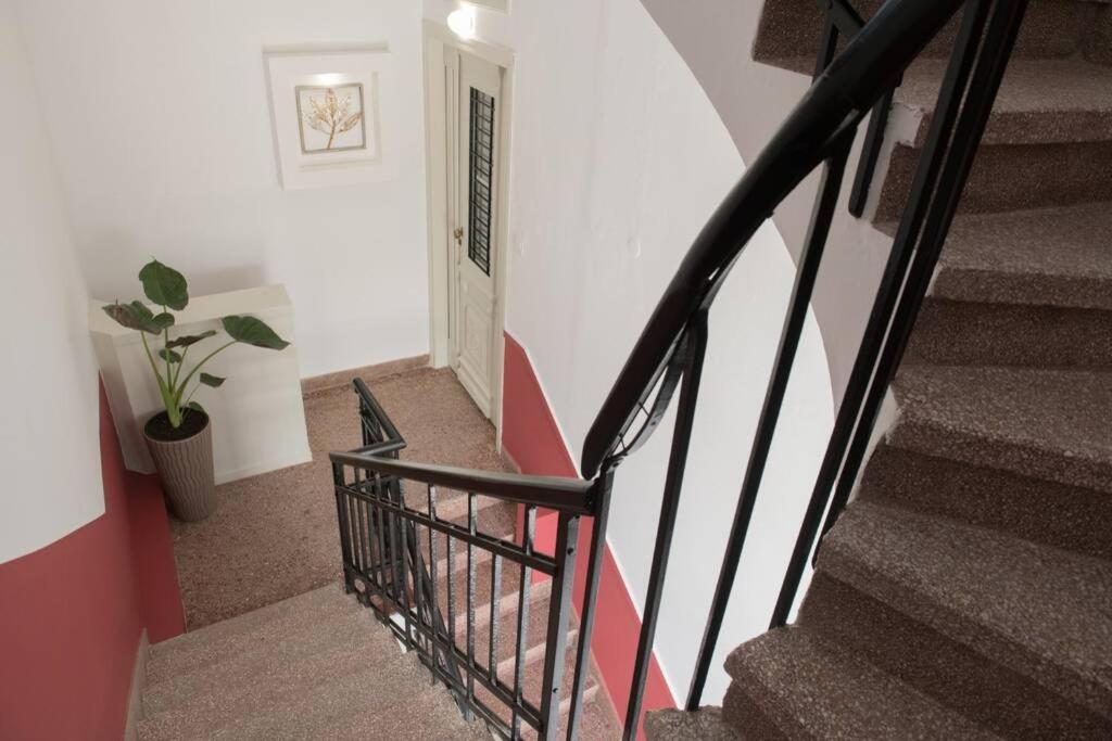 Elegant Apartment In The Heart Of Heraklion Esterno foto
