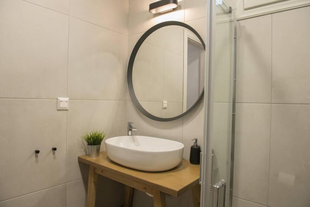 Elegant Apartment In The Heart Of Heraklion Esterno foto