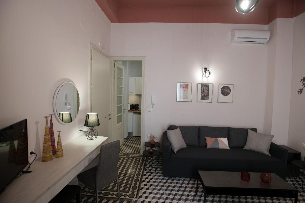 Elegant Apartment In The Heart Of Heraklion Esterno foto