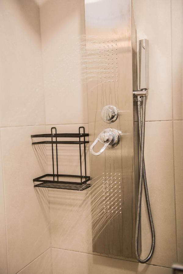 Elegant Apartment In The Heart Of Heraklion Esterno foto